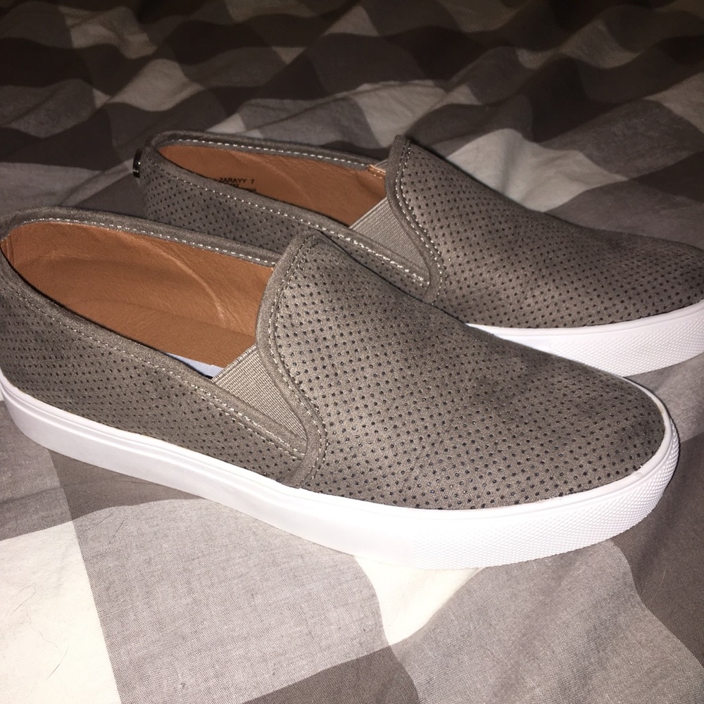 Steven Madden flats